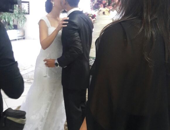 WhatsApp Image 2018 05 06 at 18.38.11 1 581x445 - Bastidores Casamento André e Suelen