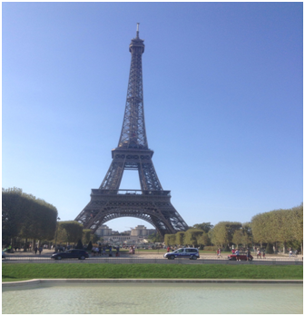 paris  - Paris, uma viagem para  os apaixonados que caminham juntos