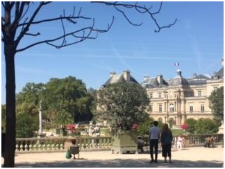 paris - Paris, uma viagem para  os apaixonados que caminham juntos