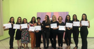 WhatsApp Image 2019 10 18 at 21.22.55 390x205 - Formatura 3º turma – Curso de Cerimonial de Casamentos – Projeto Capacita Mais