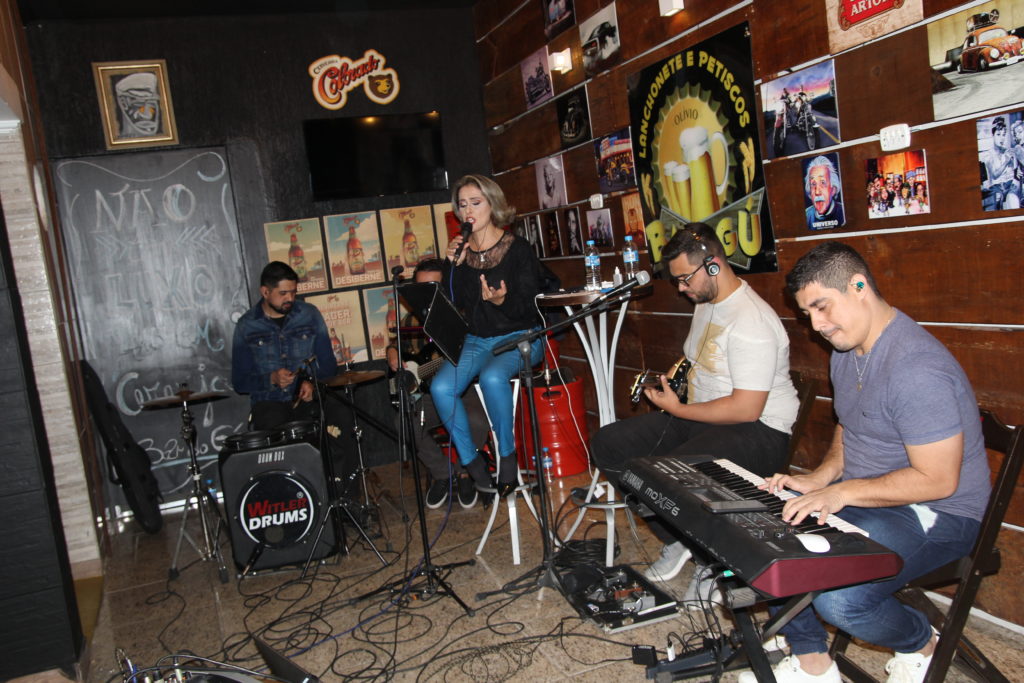 IMG 2179 1024x683 - Participação especial de Walter Rosa na Live da Cantora Graziela Vilela