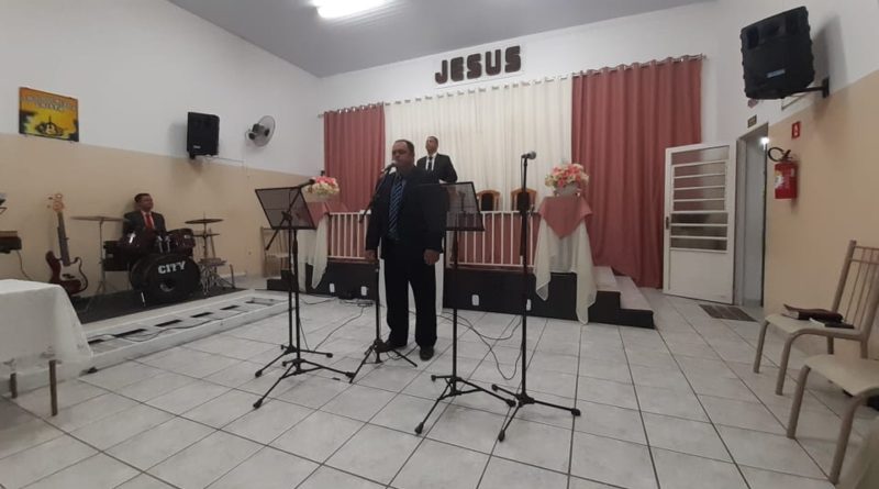 133111296 1072858383139219 3554367903277534098 n 800x445 - Formatura do Curso de Canto e Interpretação - Ministério de Louvor